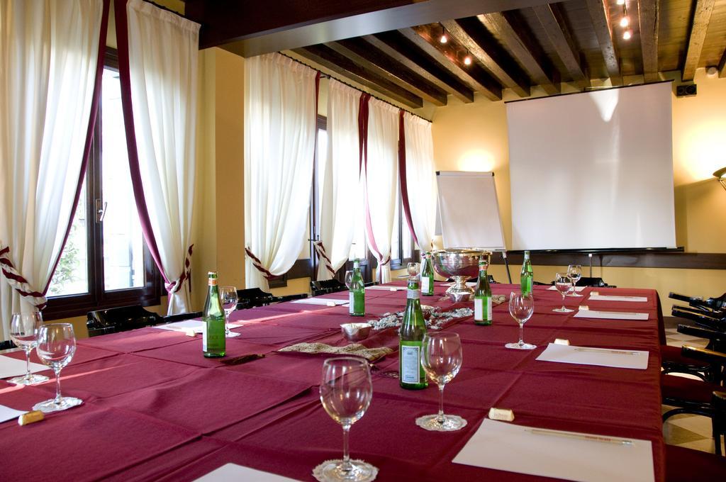 Hotel Scala Тревизо Екстериор снимка